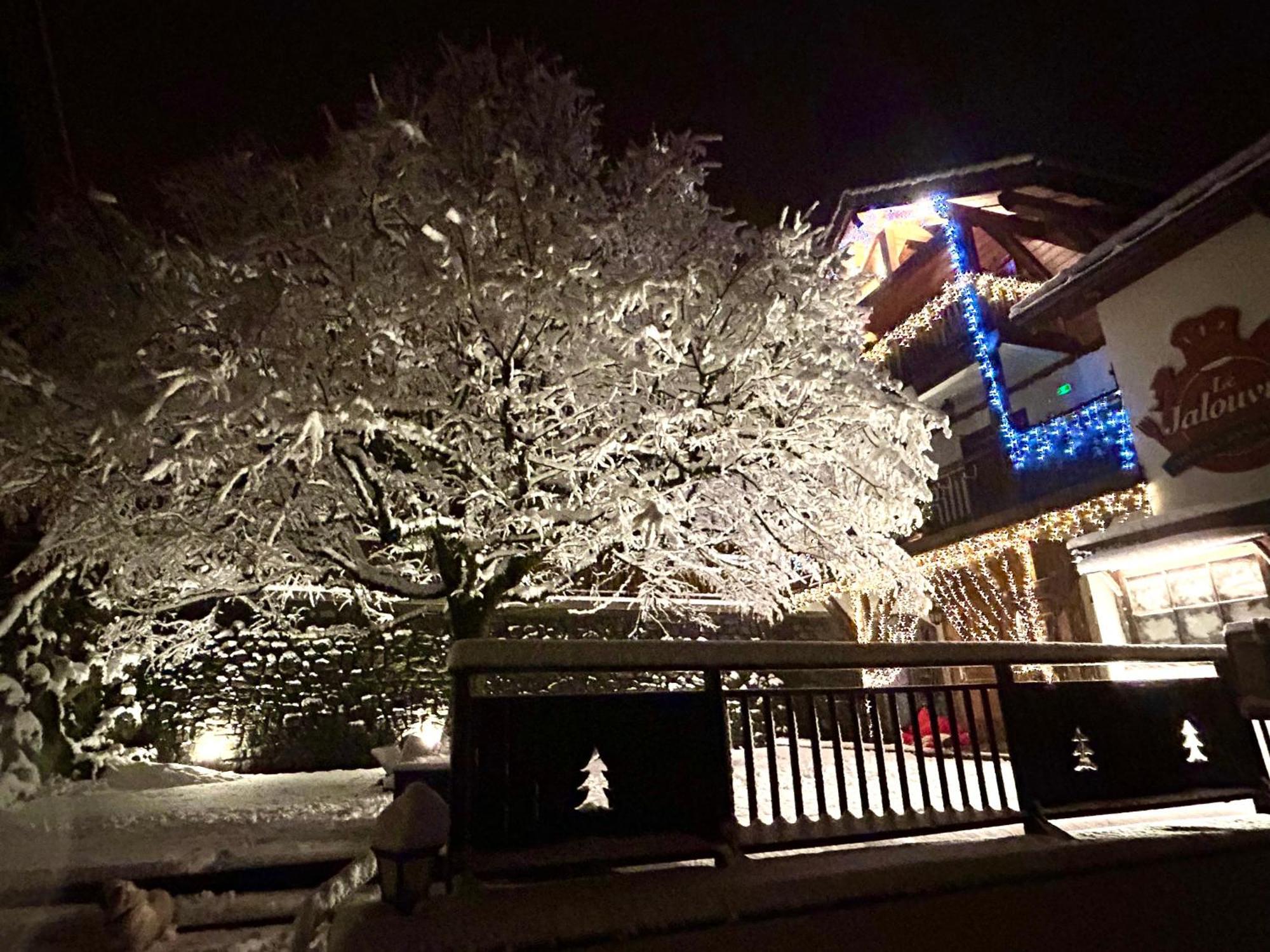 Hotel Le Jalouvre Mont-Saxonnex Esterno foto